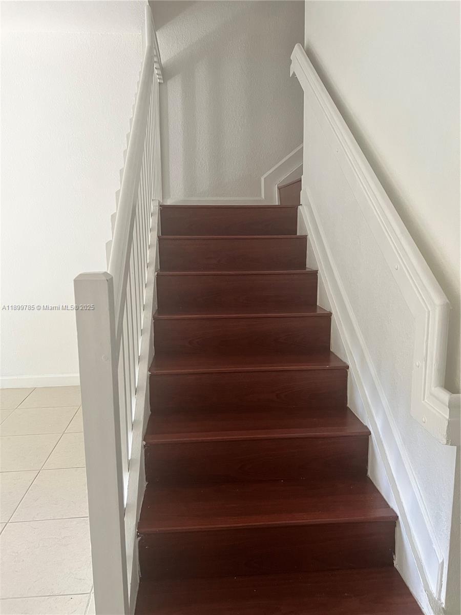 SUNSET RESIDENTIAL - Residential Lease