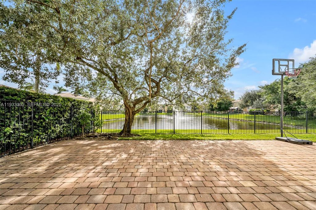 Photo of 4356 Star Ruby Blvd, Boynton Beach, FL 33436 (MLS # A11933302)