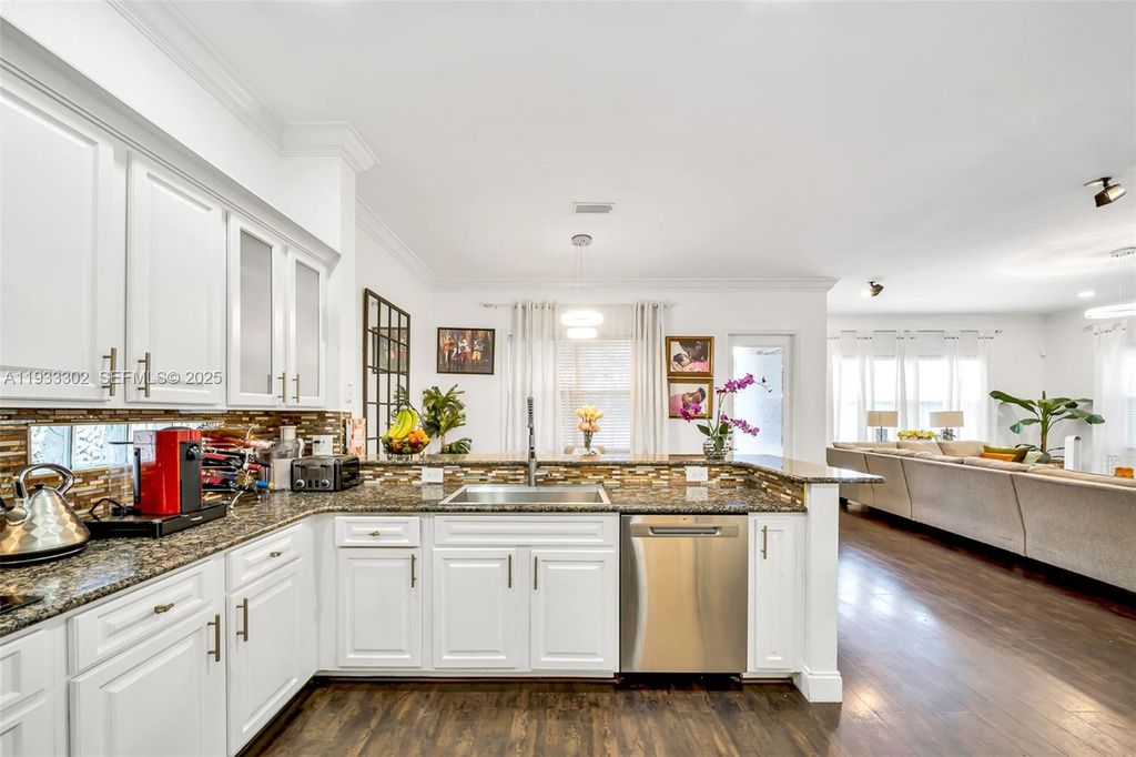 Photo of 4356 Star Ruby Blvd, Boynton Beach, FL 33436 (MLS # A11933302)