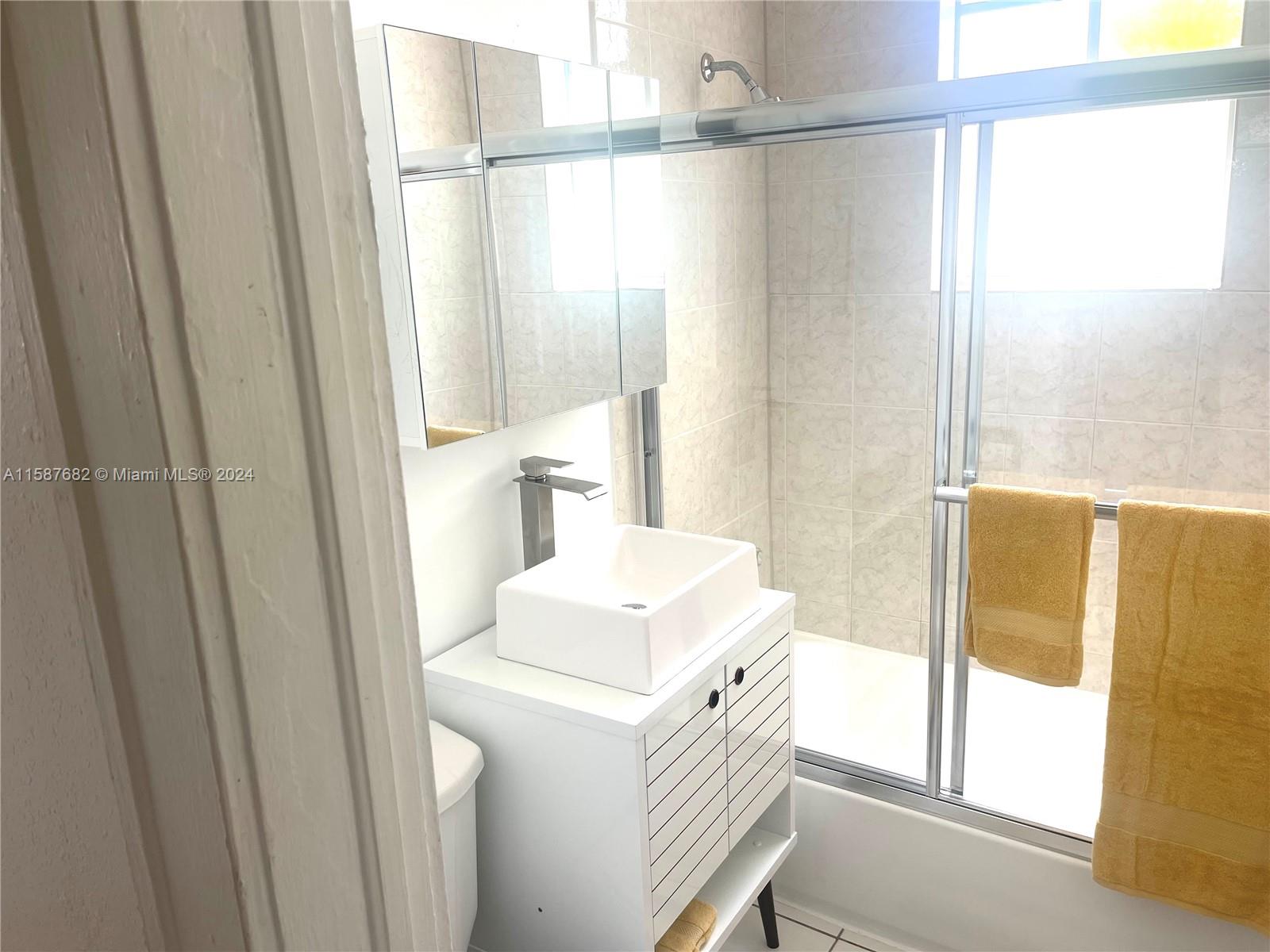 MONTERREY CONDO - Residential Lease