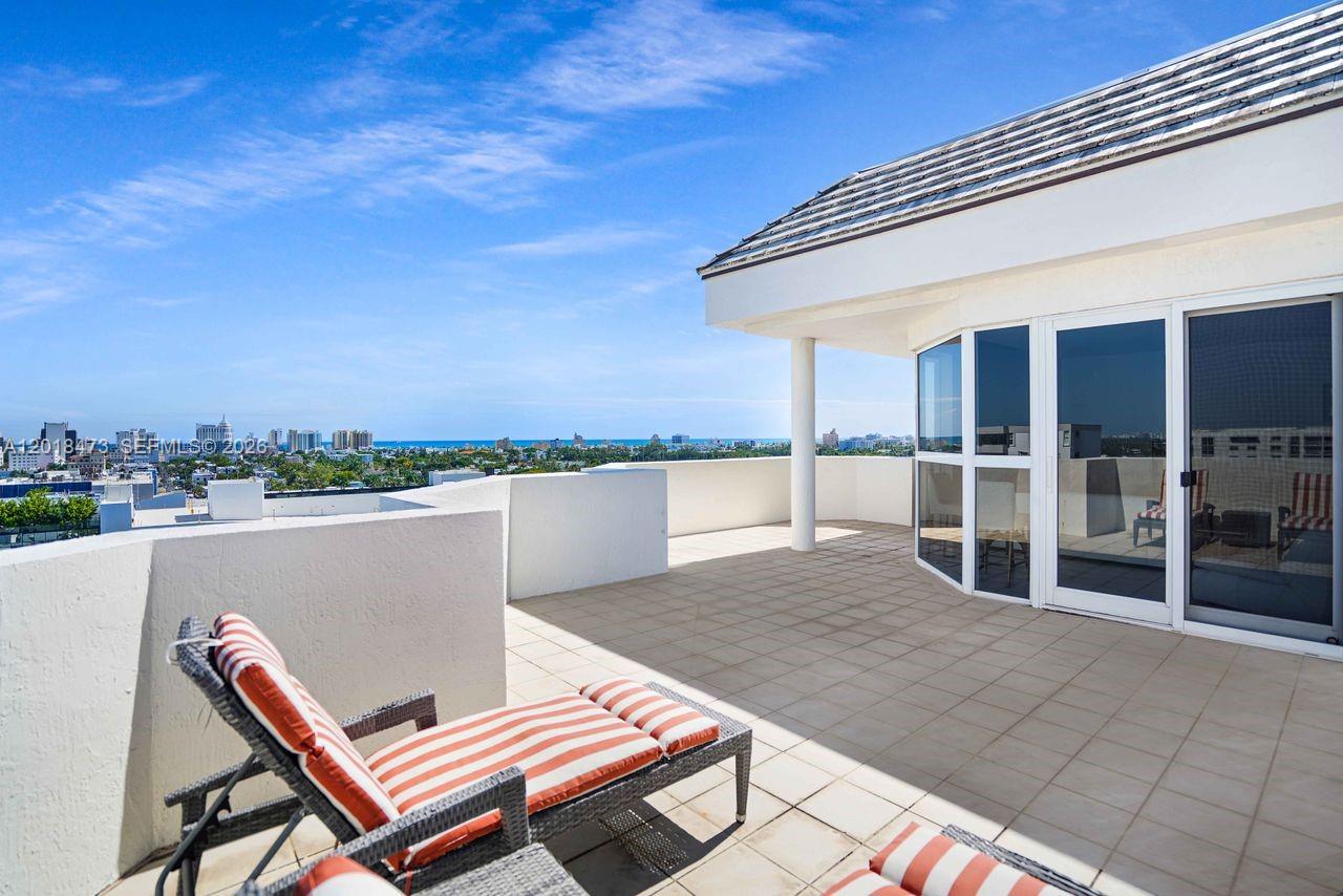 1621 Bay Rd PH1