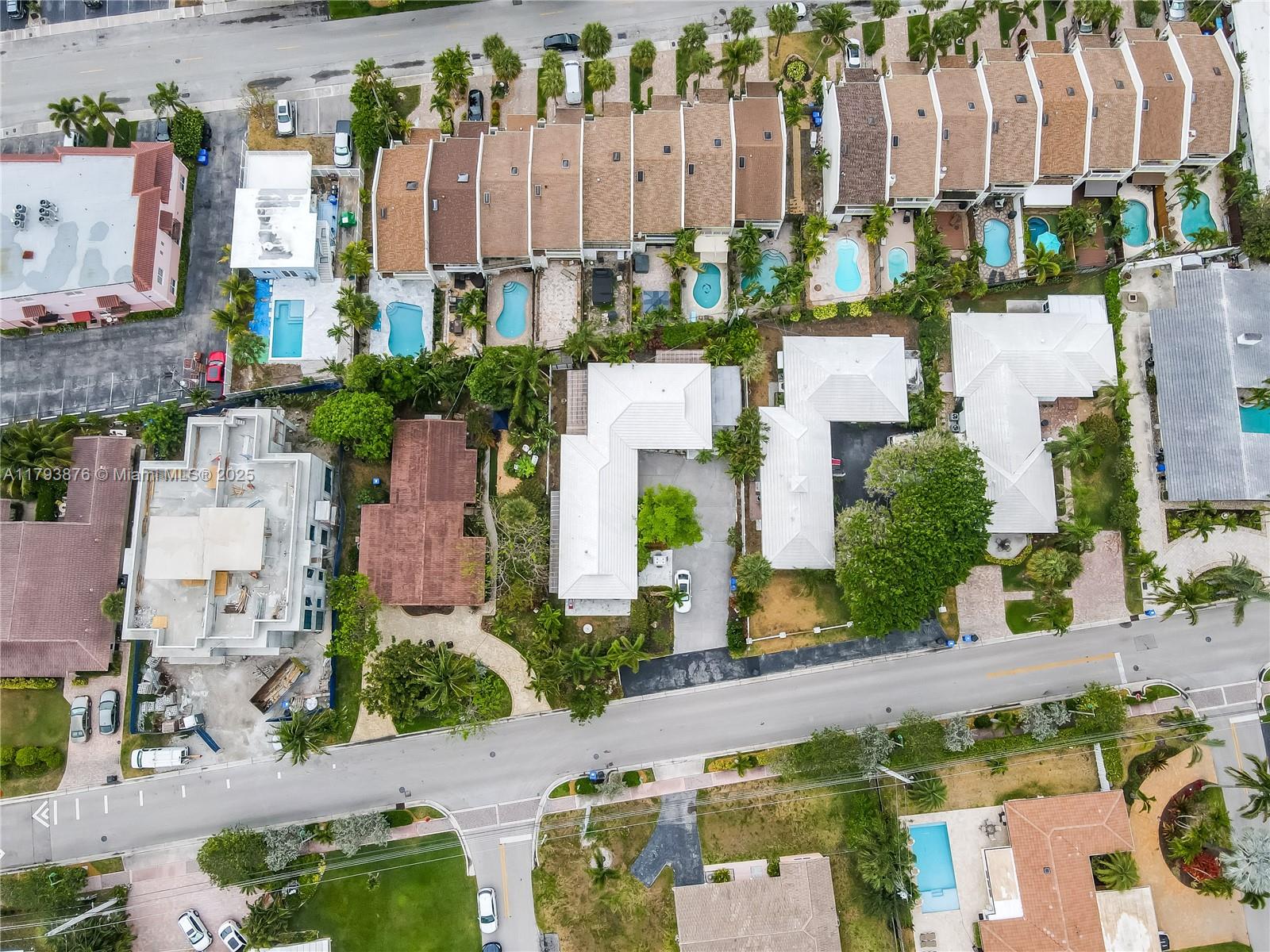 SILVER SHORES SEC OF LAUD - Residential Lease