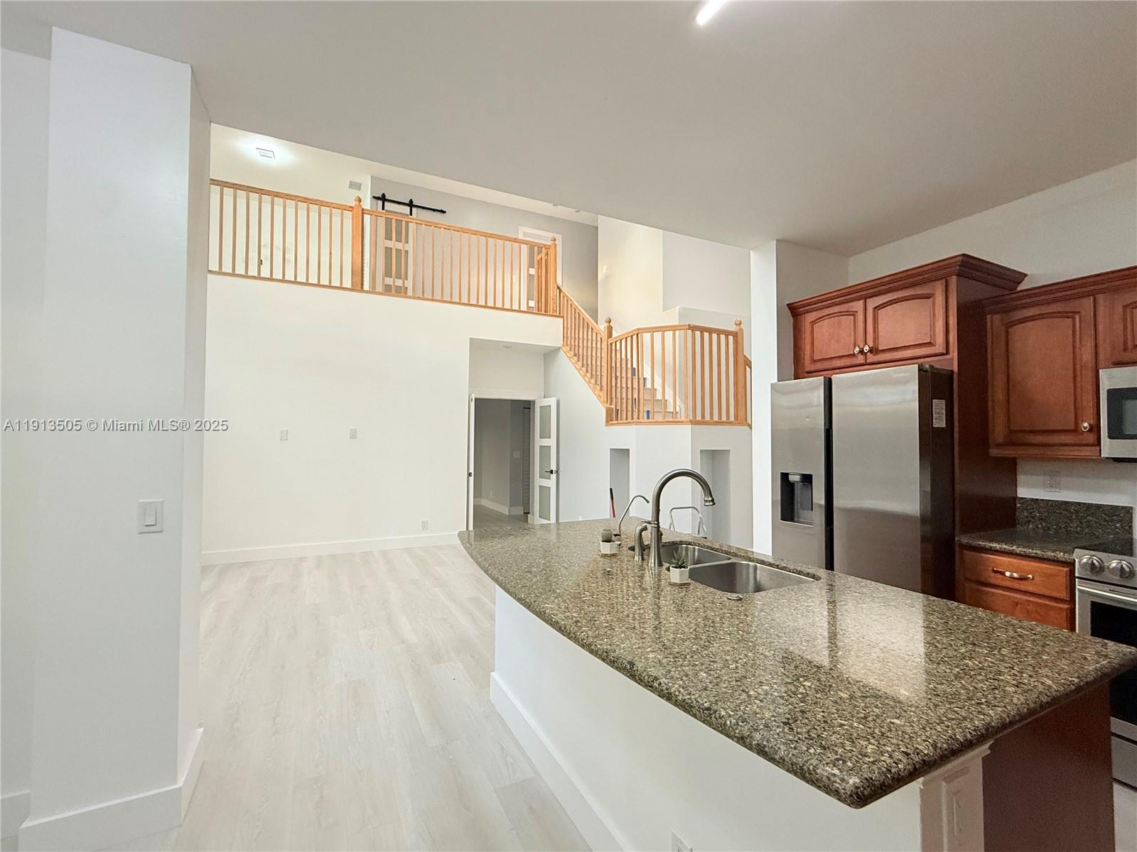 CHAPEL LAKE ESTATES - Residential