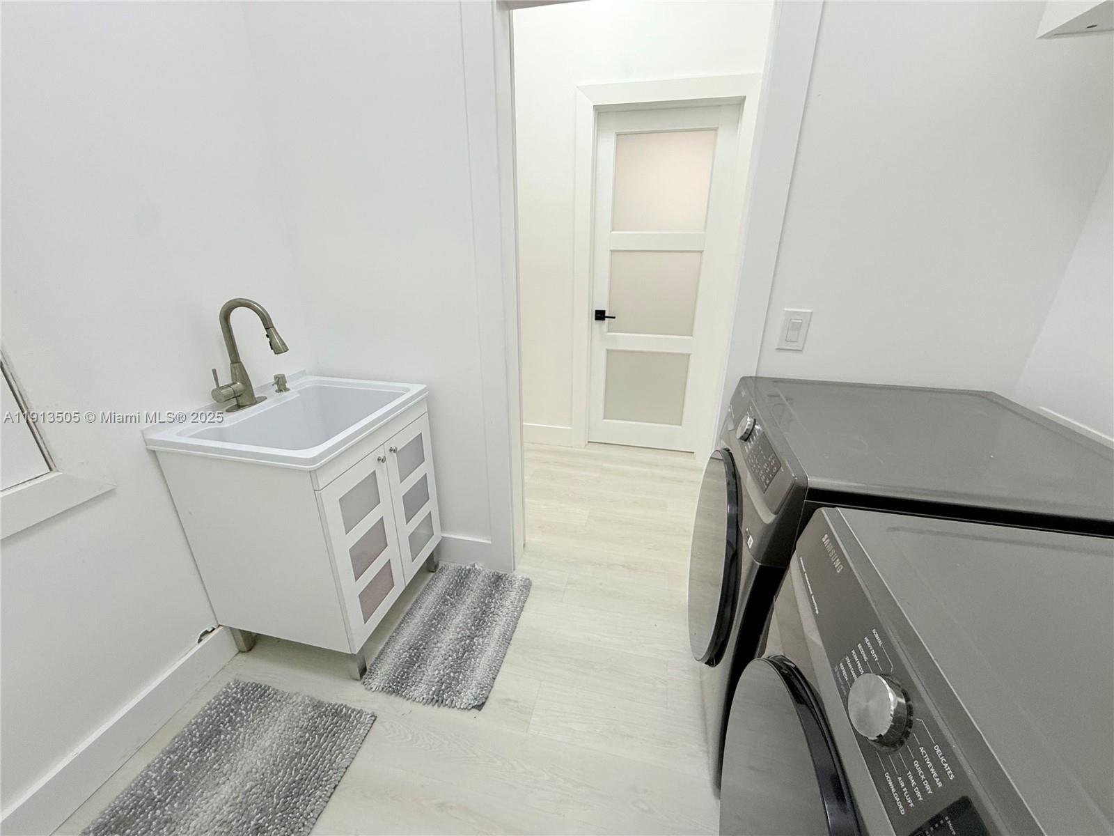 CHAPEL LAKE ESTATES - Residential