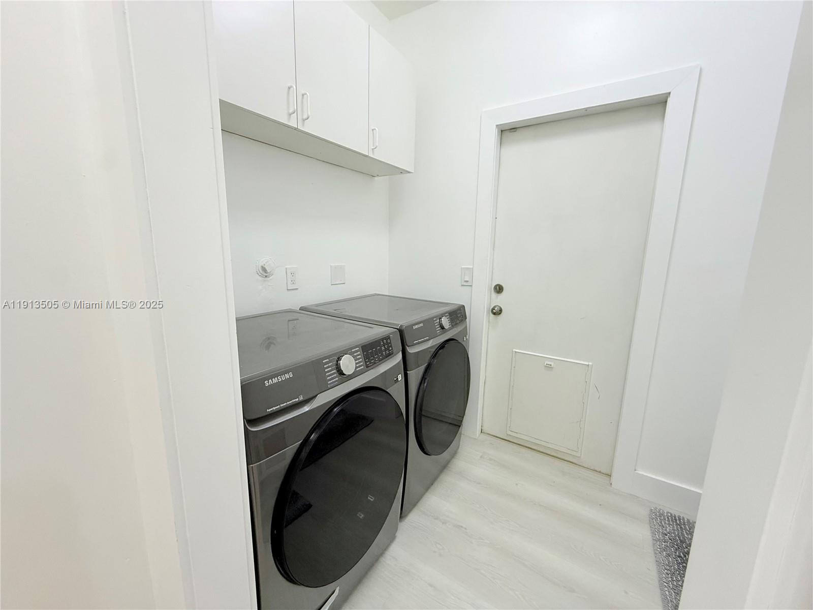 CHAPEL LAKE ESTATES - Residential