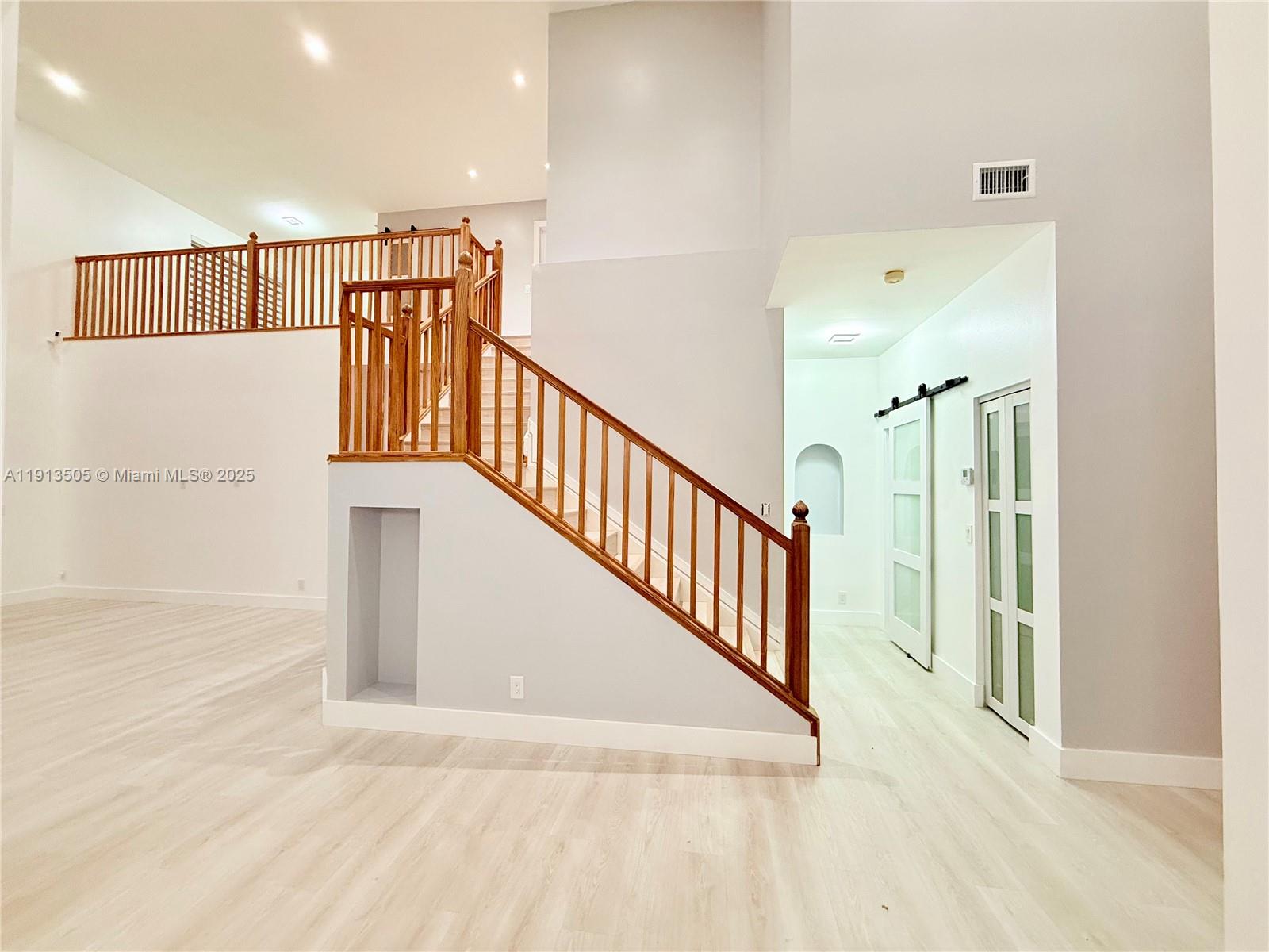 CHAPEL LAKE ESTATES - Residential