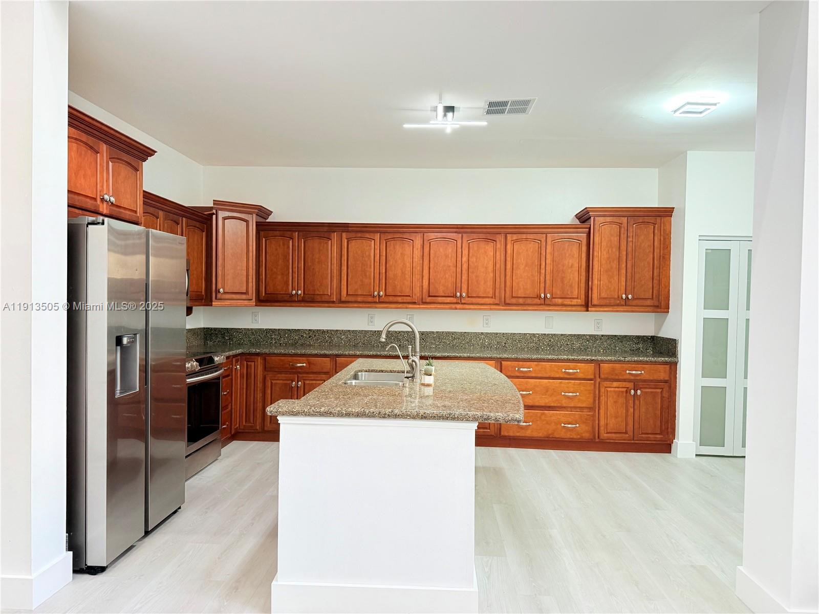 CHAPEL LAKE ESTATES - Residential