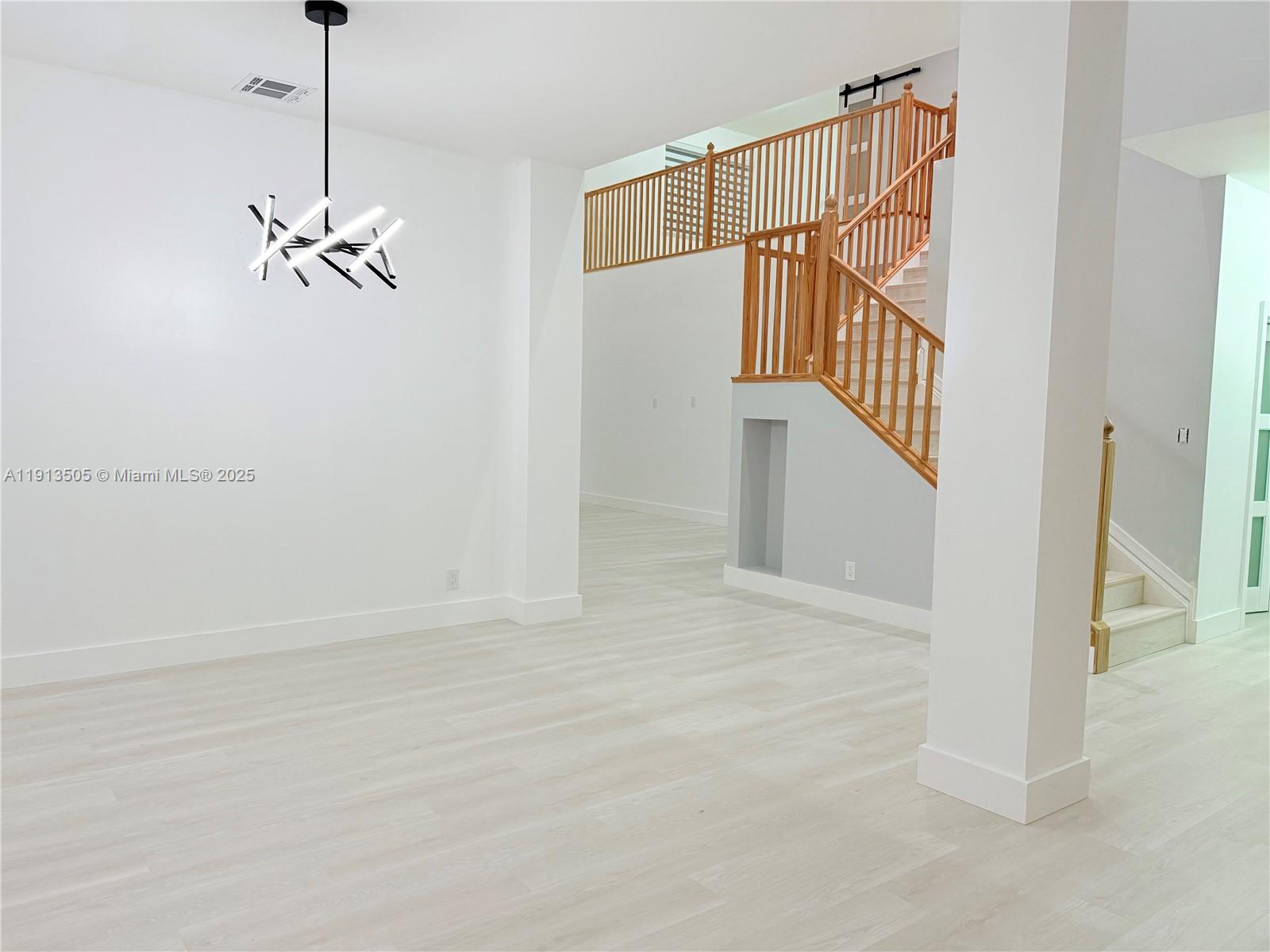 CHAPEL LAKE ESTATES - Residential