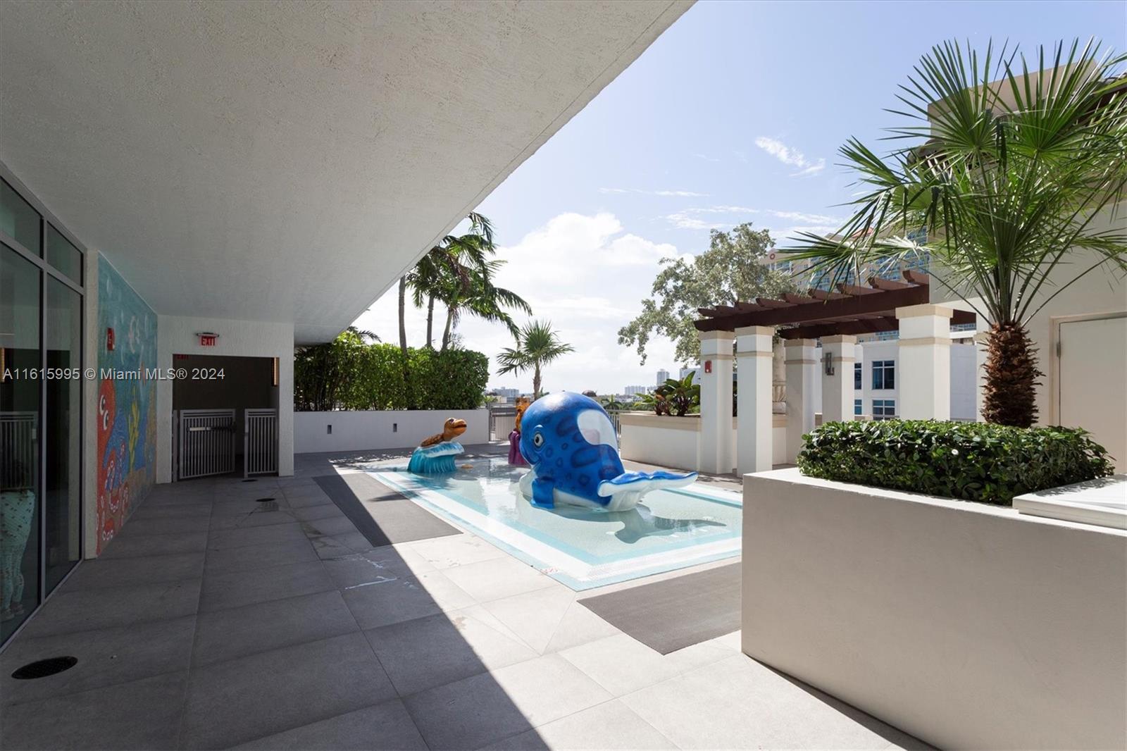PARQUE TOWERS CONDO - Residential