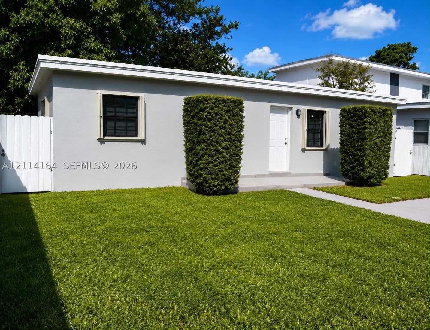 1865 NW 50th St