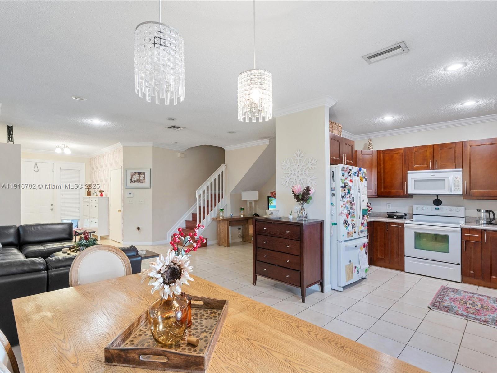 SAWGRASS EXCHANGE PLAT - Residential