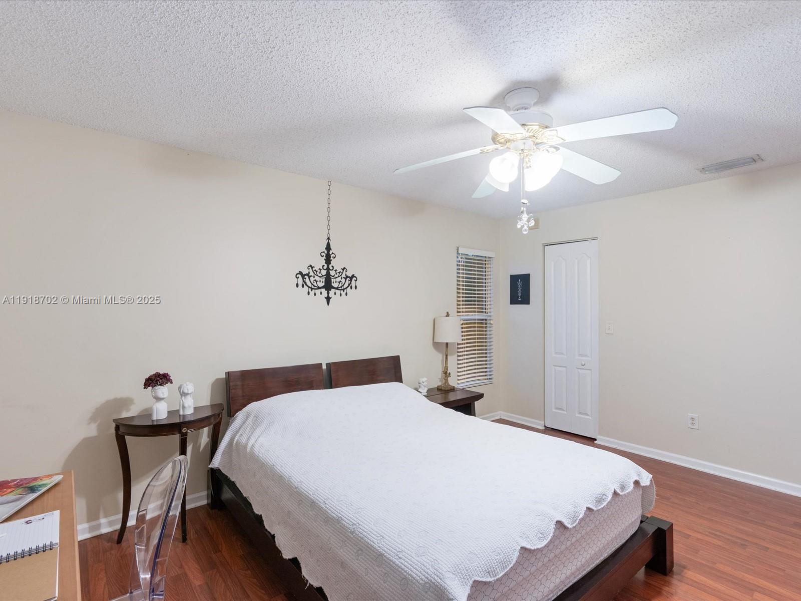 SAWGRASS EXCHANGE PLAT - Residential