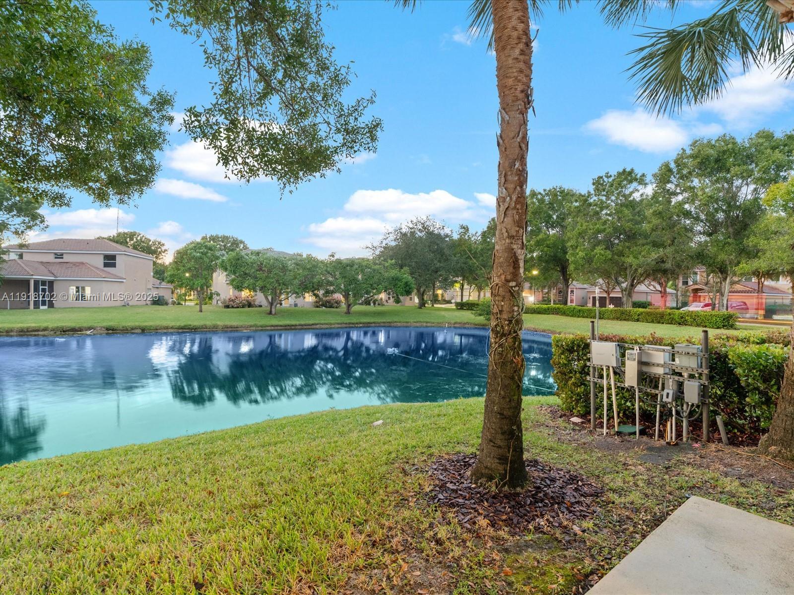 SAWGRASS EXCHANGE PLAT - Residential