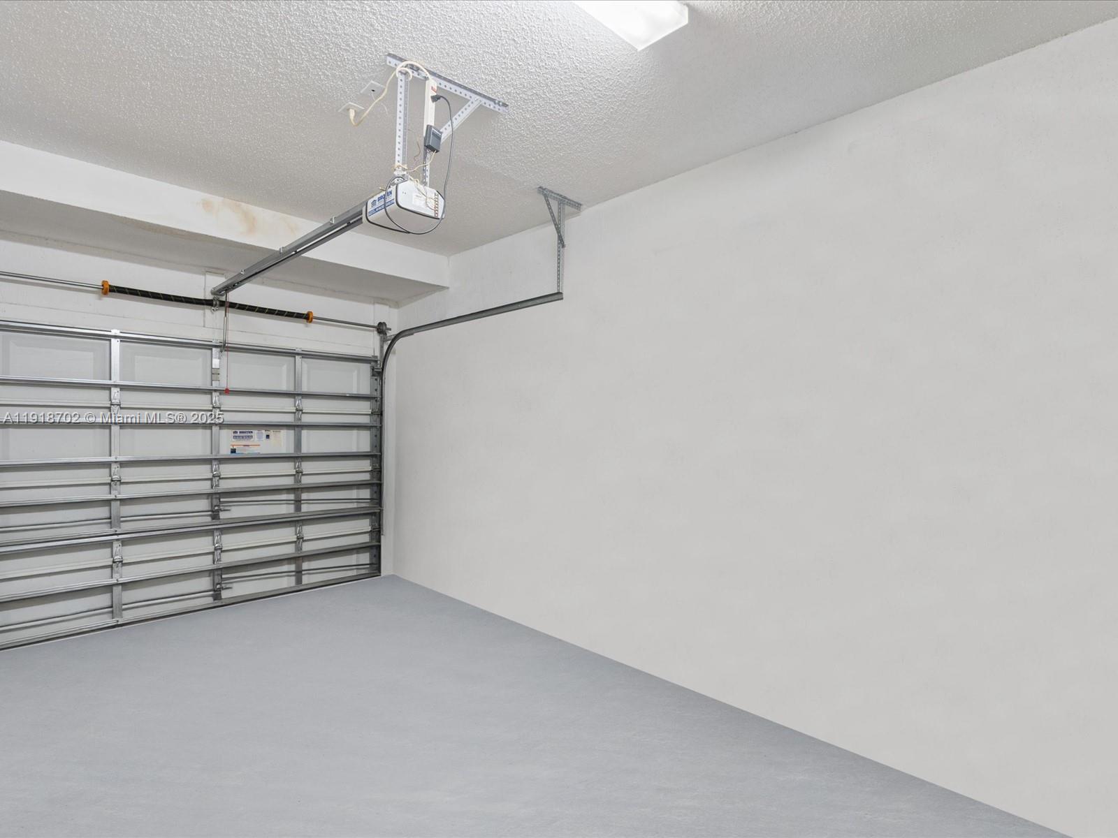 SAWGRASS EXCHANGE PLAT - Residential