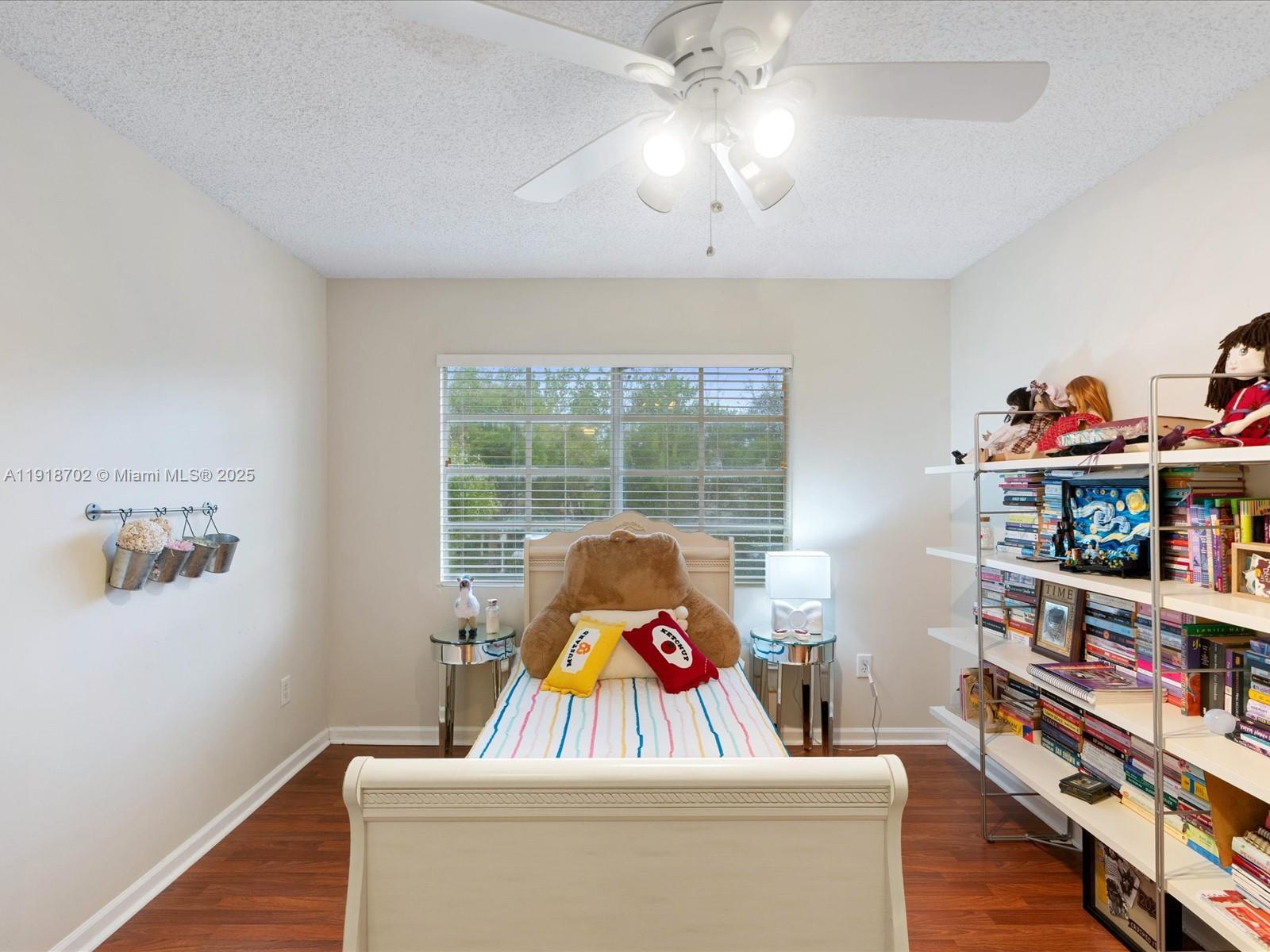 SAWGRASS EXCHANGE PLAT - Residential