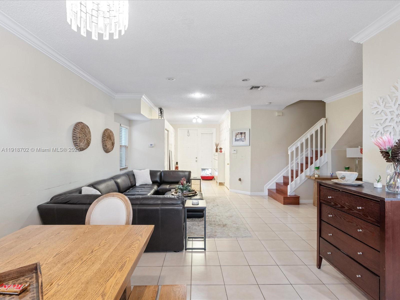 SAWGRASS EXCHANGE PLAT - Residential