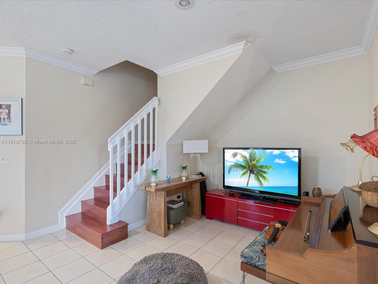 SAWGRASS EXCHANGE PLAT - Residential