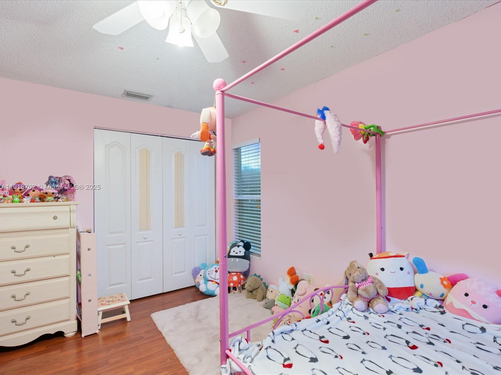 SAWGRASS EXCHANGE PLAT - Residential