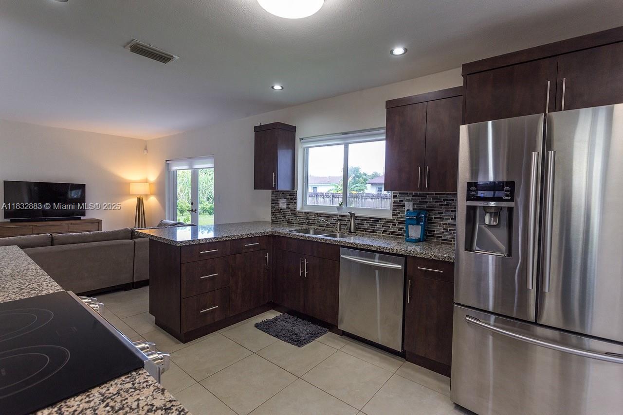 9710 SW 185th Ter