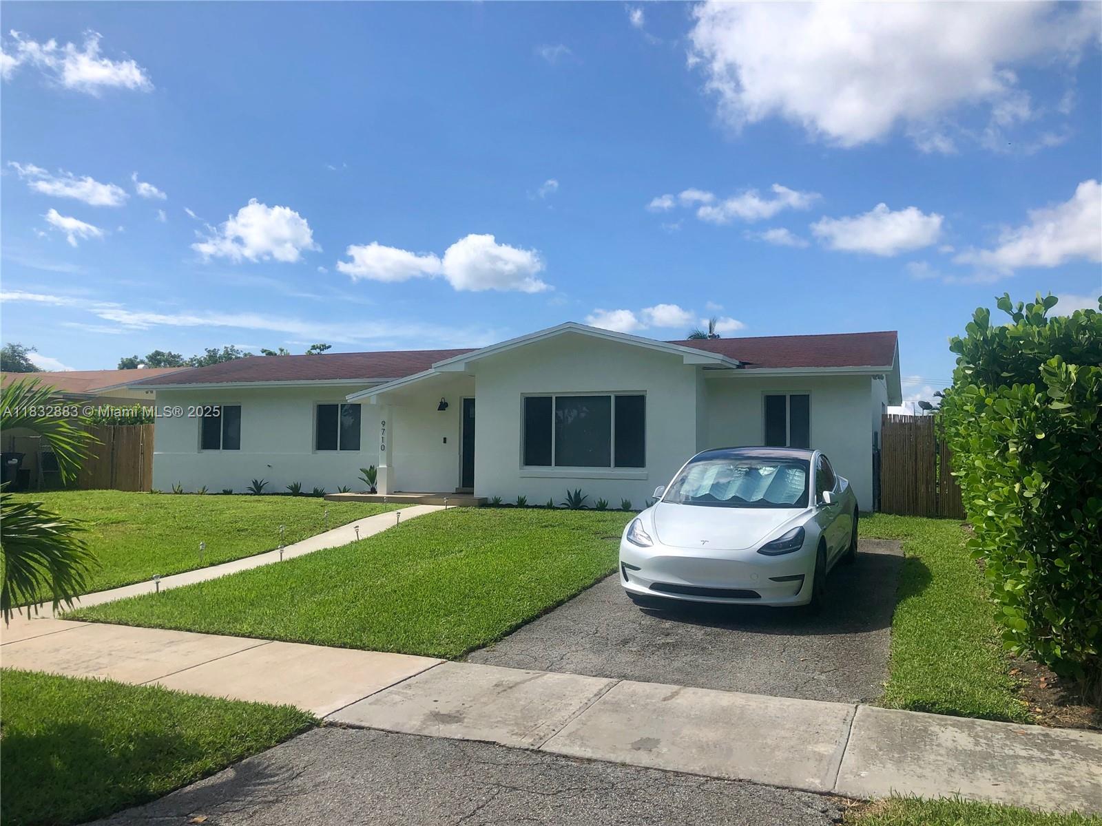 9710 SW 185th Ter