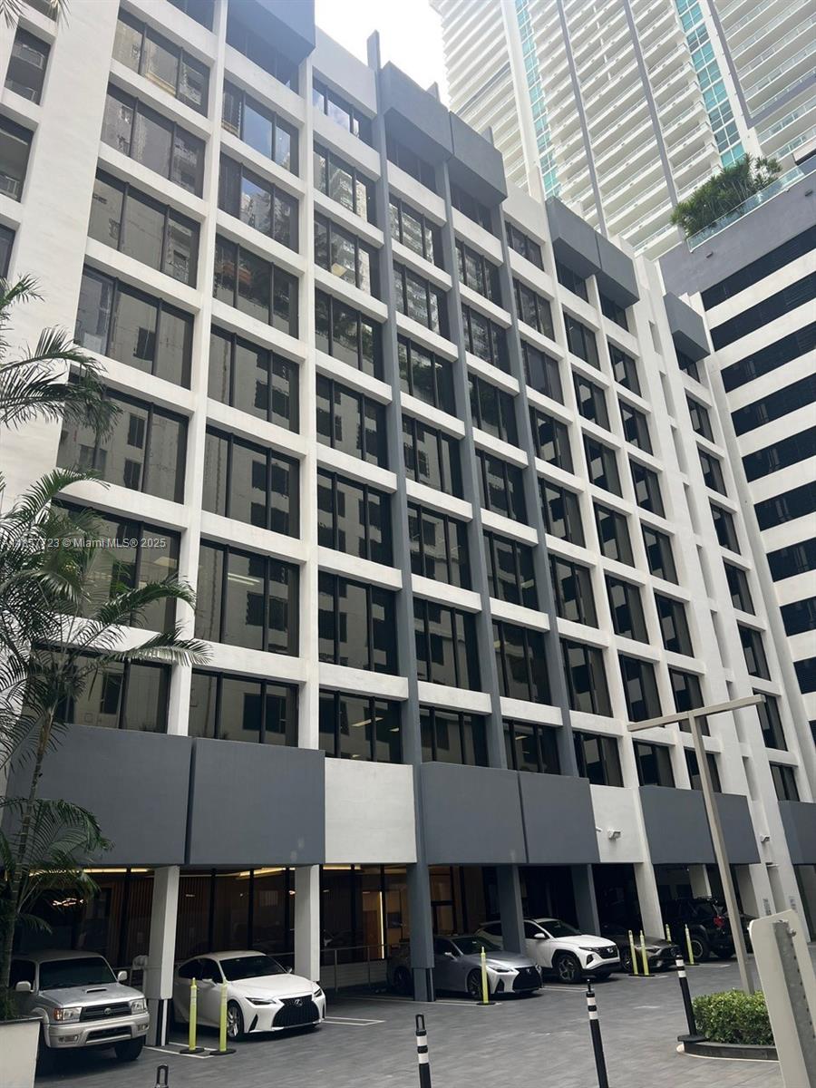 1110 Brickell Ave 103
