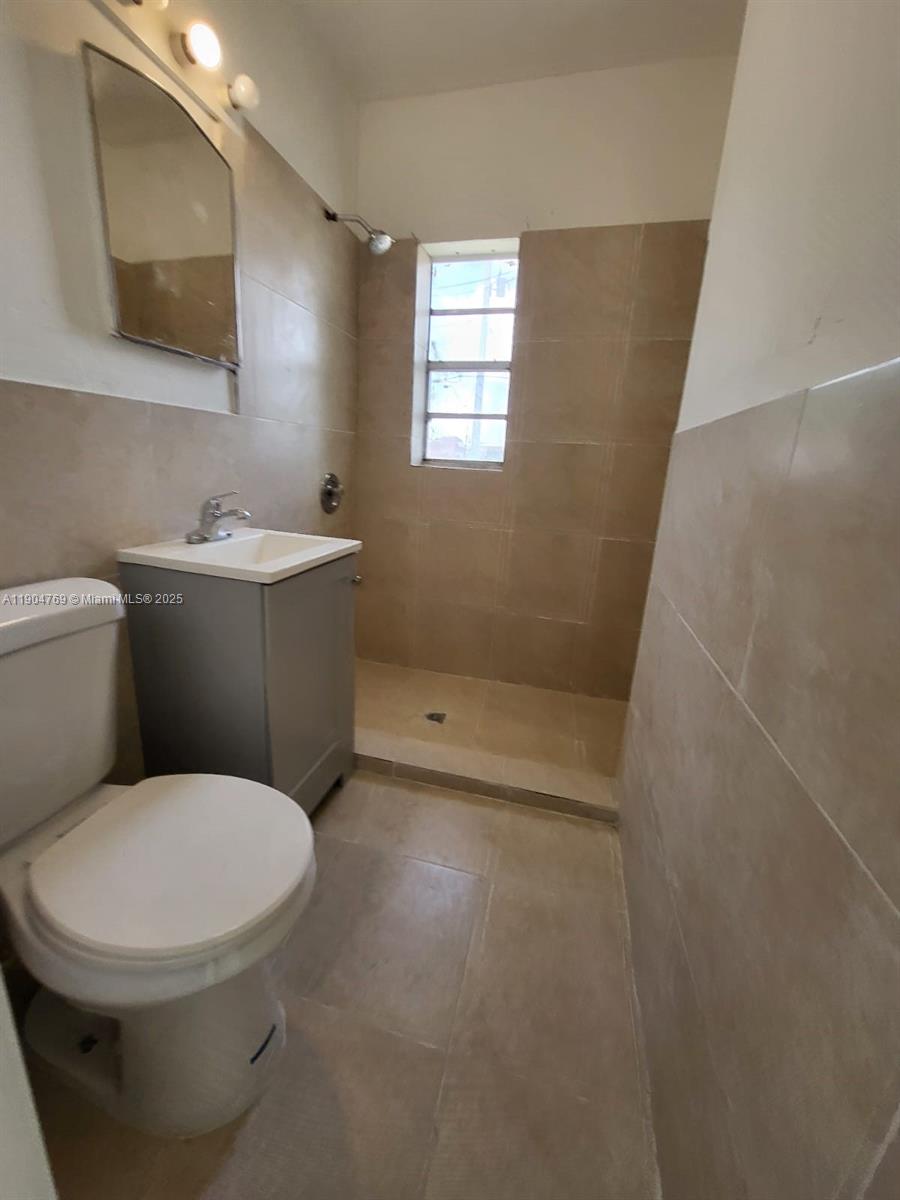 LITTLE RIVER SCH TRACK - Residential