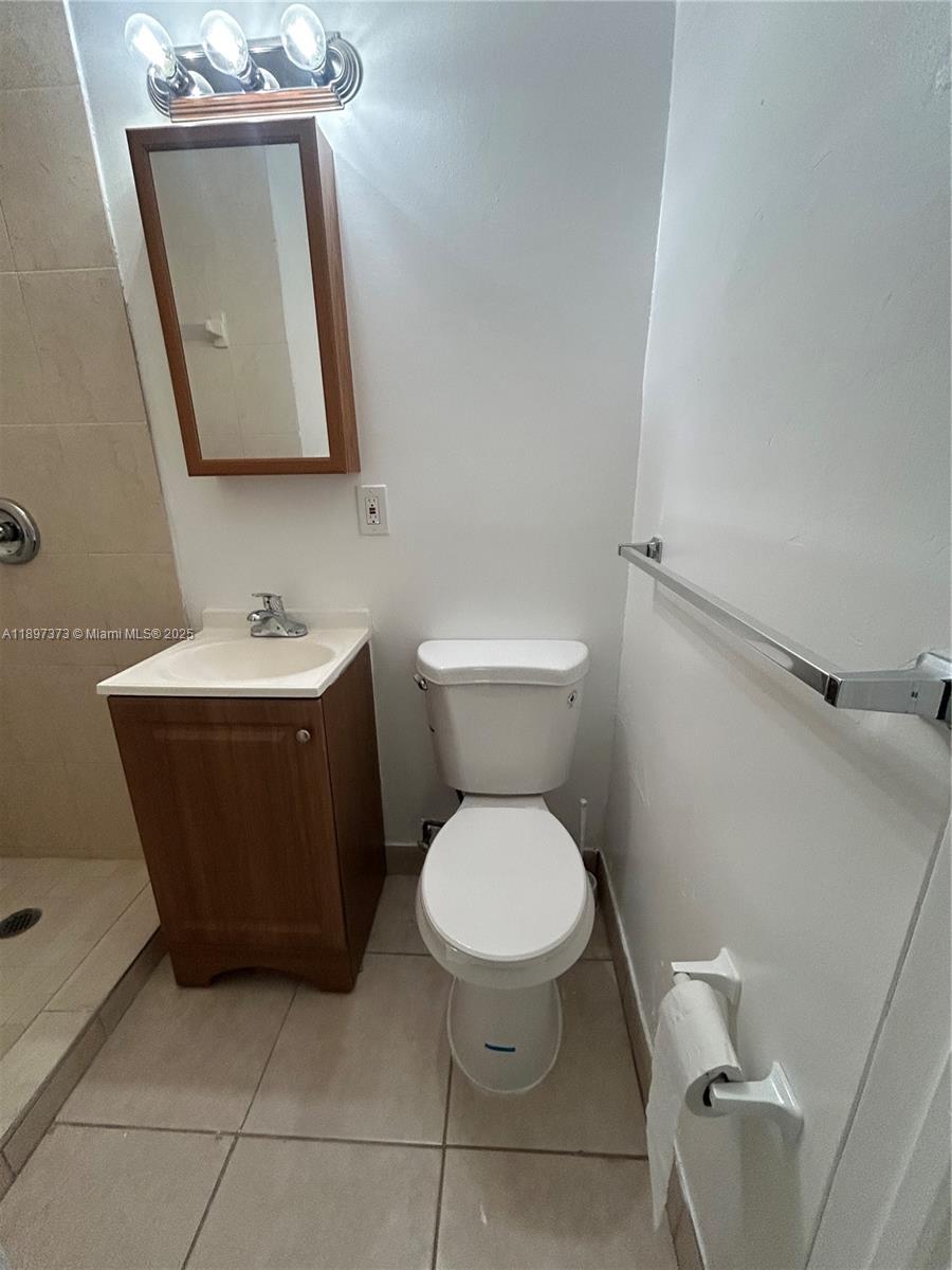 MIAMI GARDENS ESTATES SEC - Residential Lease