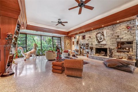 13831 SW 232nd St Miami FL 33170