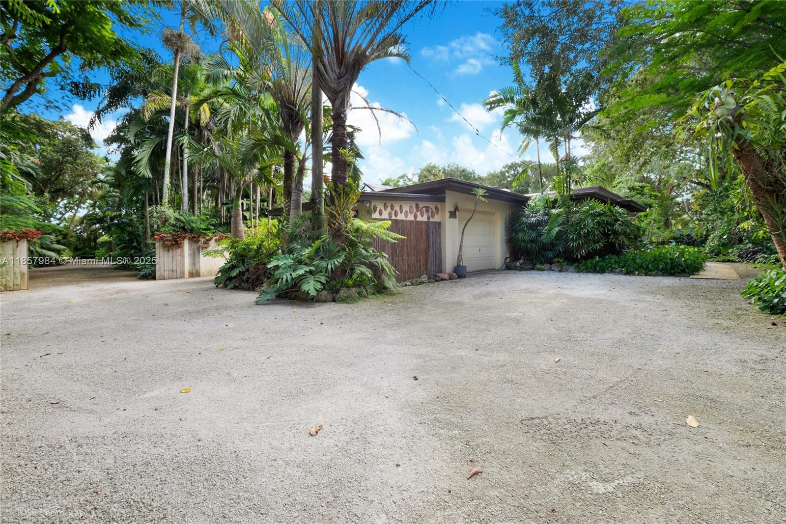 3 Residence Family Estate - Residential