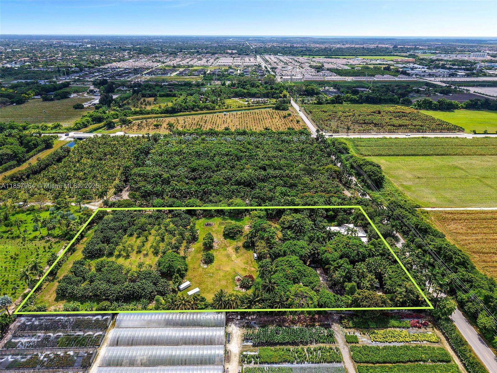 3 Residence Family Estate - Residential