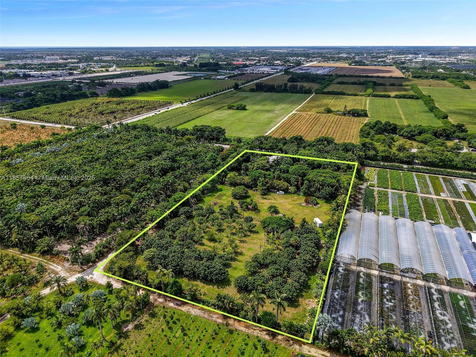 3 Residence Family Estate - Residential