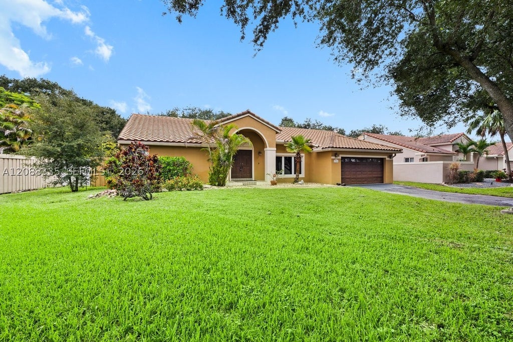 Photo of 13181 NW 11th Pl #0, Sunrise, FL 33323 (MLS # A12088335)