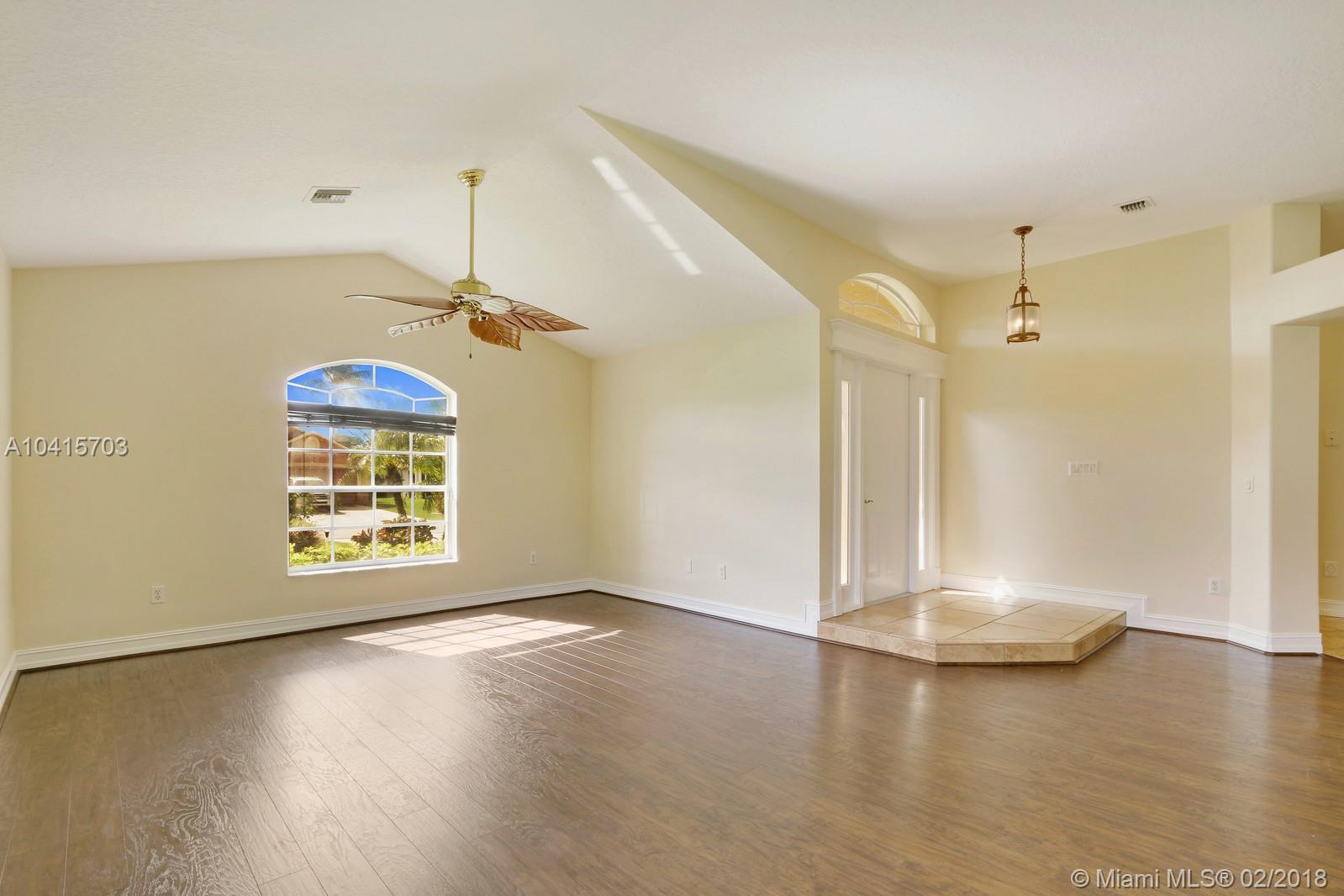 NORTH PALM BEACH HEIGHTS - Residential