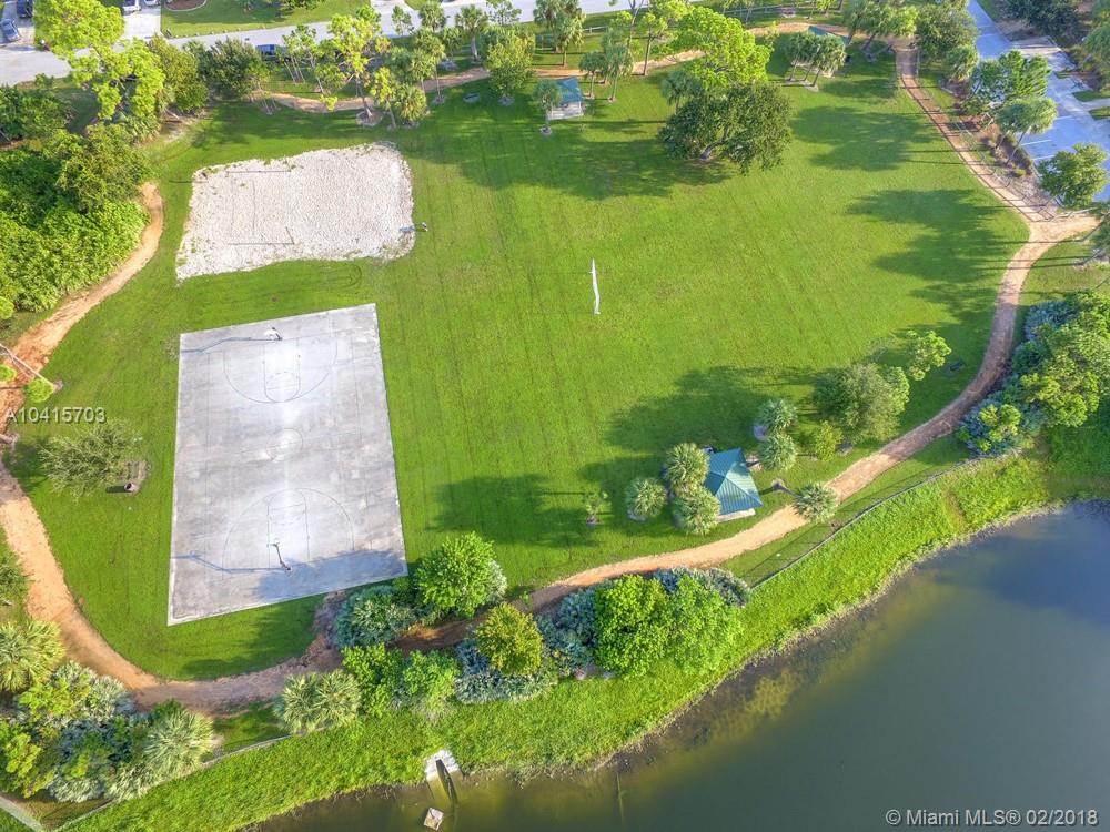 NORTH PALM BEACH HEIGHTS - Residential