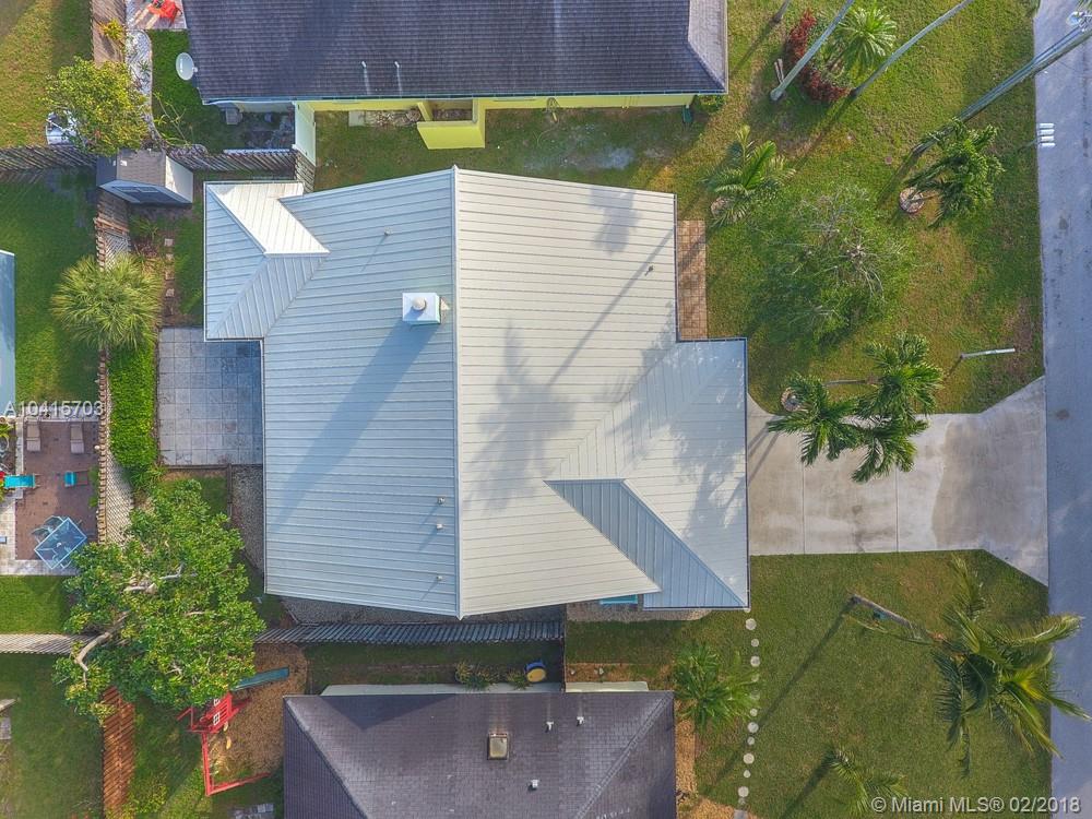 NORTH PALM BEACH HEIGHTS - Residential