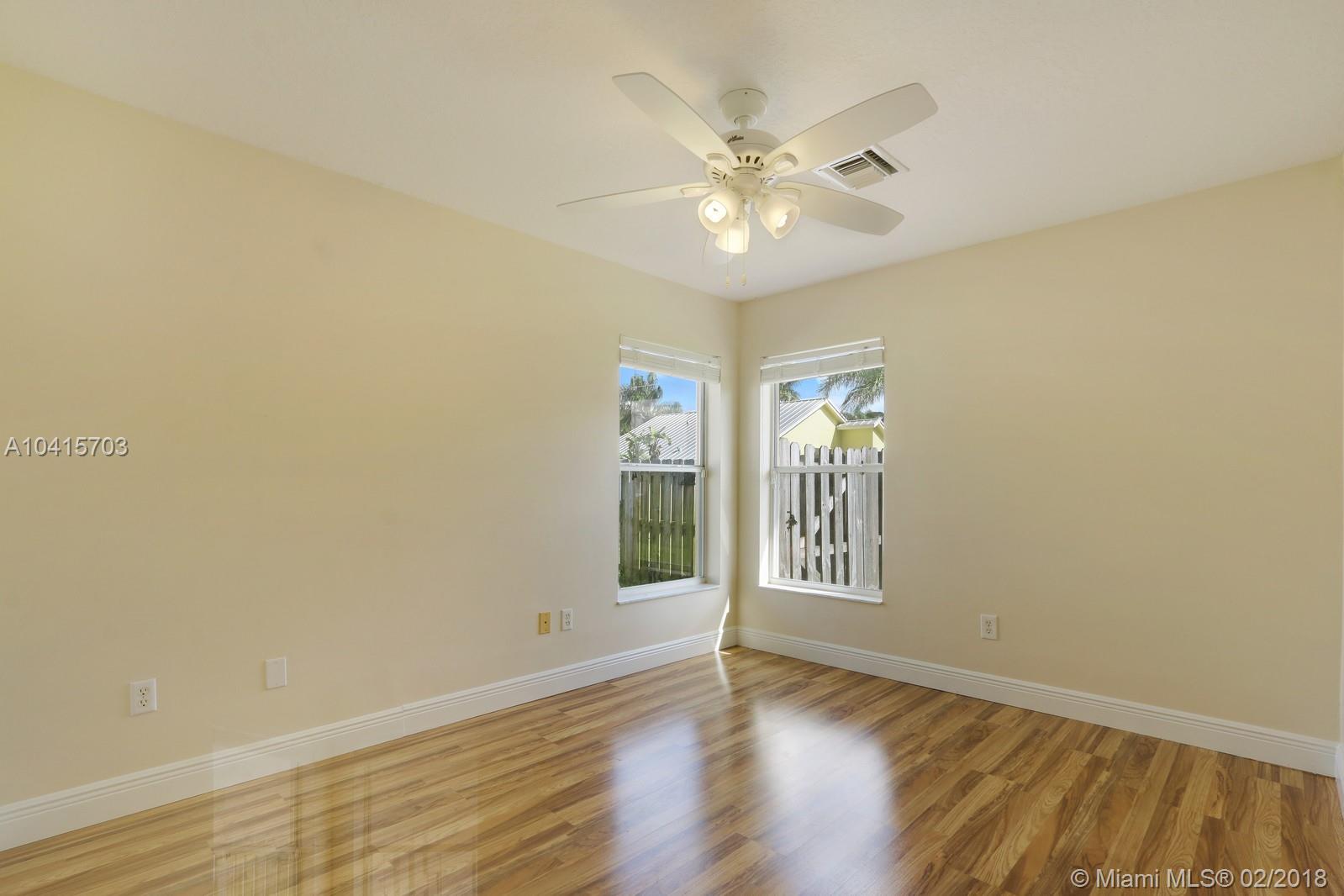 NORTH PALM BEACH HEIGHTS - Residential