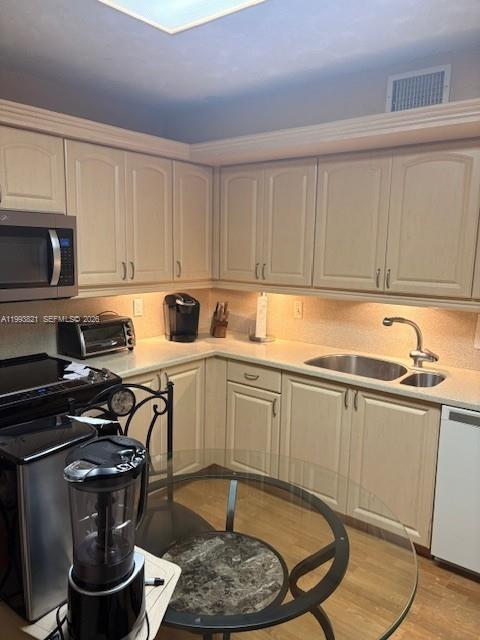 GRANDVIEW AT EMERALD HILL - Residential