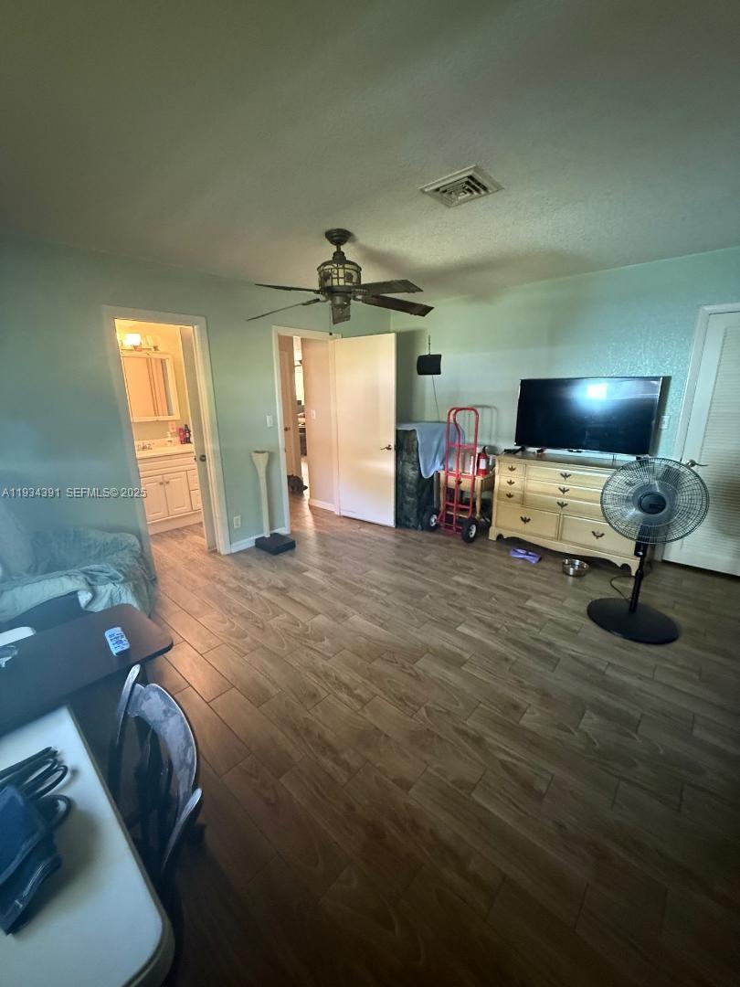 NORTH POMPANO BEACH SECTI - Residential