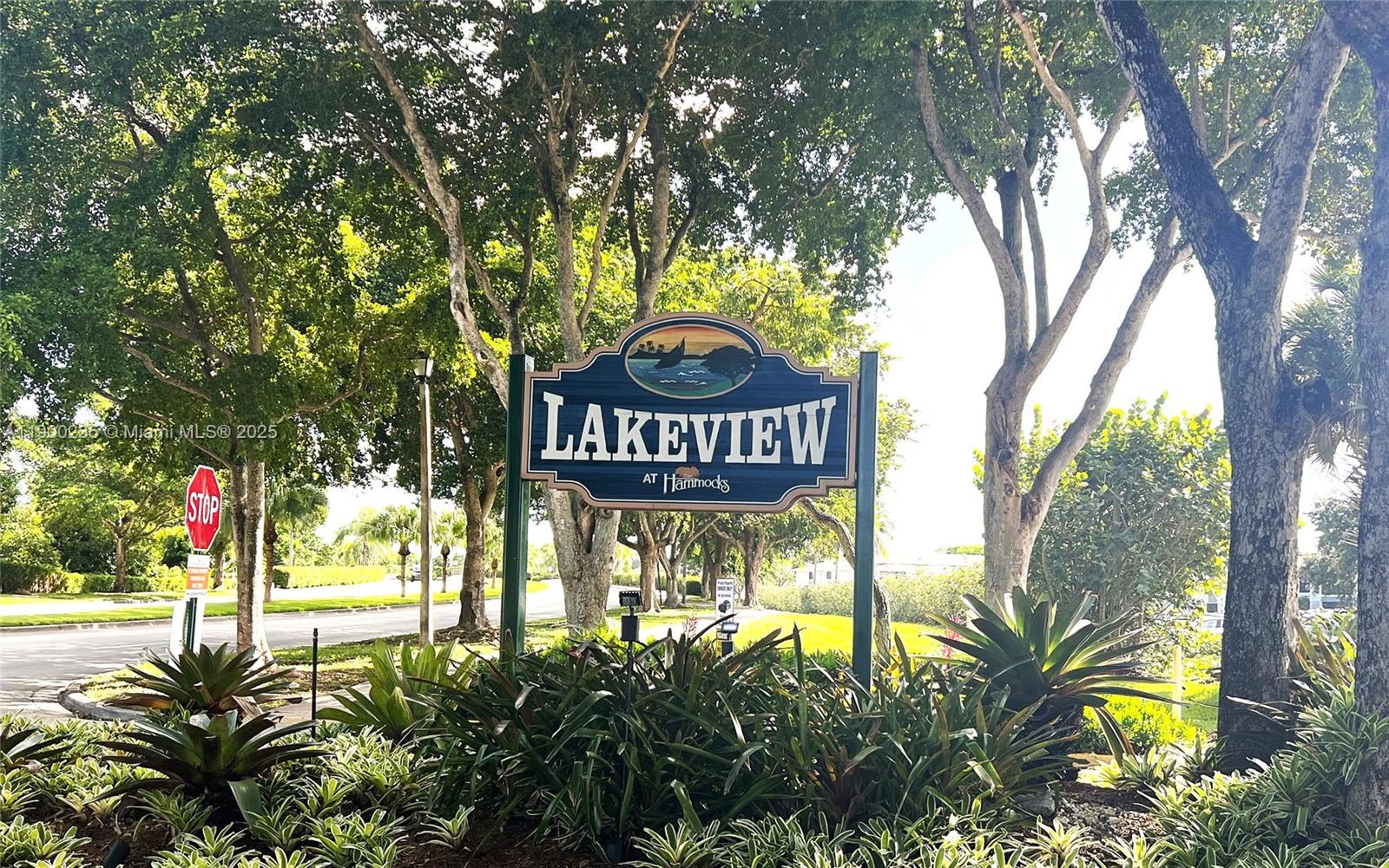 LAKEVIEW AT HAMMOCKS COND - Residential Lease