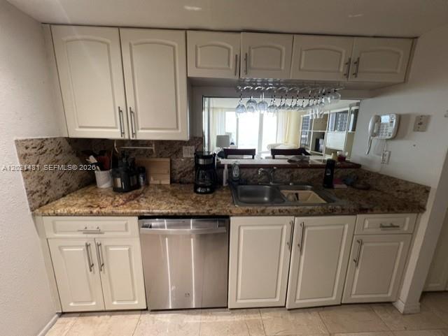 VENETIA CONDO - Residential