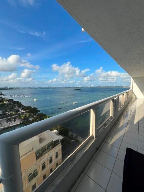VENETIA CONDO - Residential