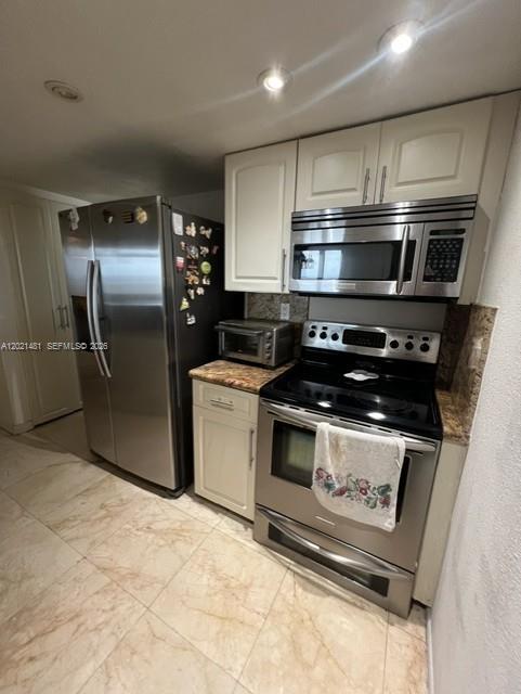 VENETIA CONDO - Residential
