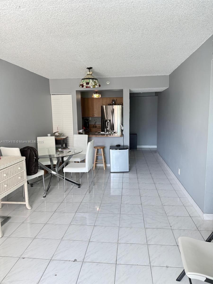 RIOPLAZA CONDOMINIUM NORT - Residential