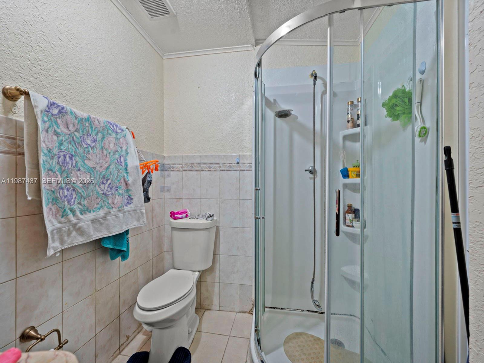 ESSEX VILLAGE 5TH ADDN - Residential