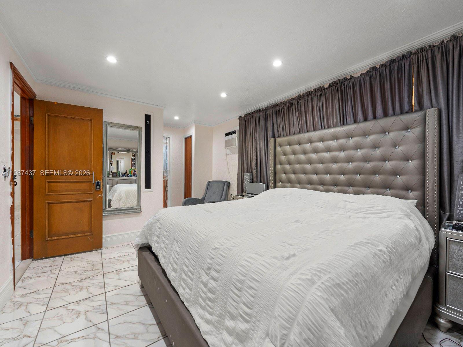 ESSEX VILLAGE 5TH ADDN - Residential