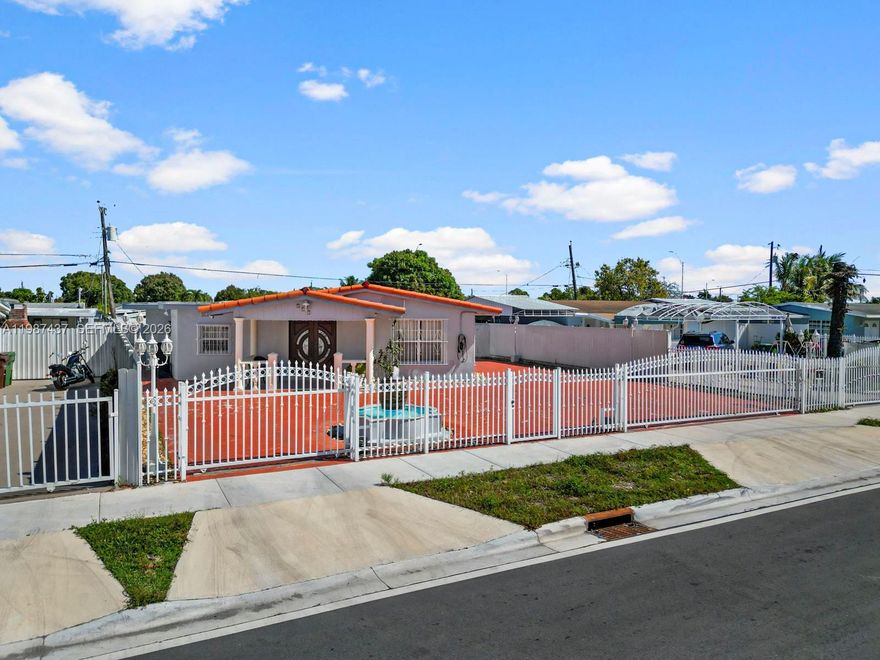 Beautifully maintained 5-bedroom, 3-bathroom home offering comfort, space, and incredible potential. This property features a spacious layout ideal for large families, multi-generational living, or income-producing opportunities. The expansive front yard provides ample parking and a welcoming curb appeal.
Located in an exceptional area, just minutes from Miami International Airport and the new Miami Freedom Park (future home of Inter Miami CF), with easy access to major highways, shopping, dining, and entertainment. Only a short drive to the world-famous South Beach.
Whether you're looking for a primary residence or an investment opportunity, this home offers outstanding location, versatility, and long-term value.