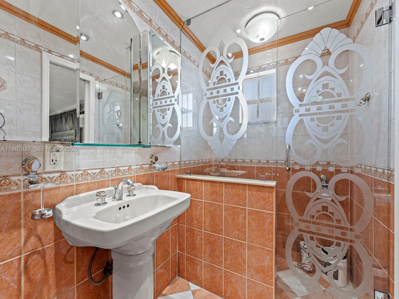 ESSEX VILLAGE 5TH ADDN - Residential