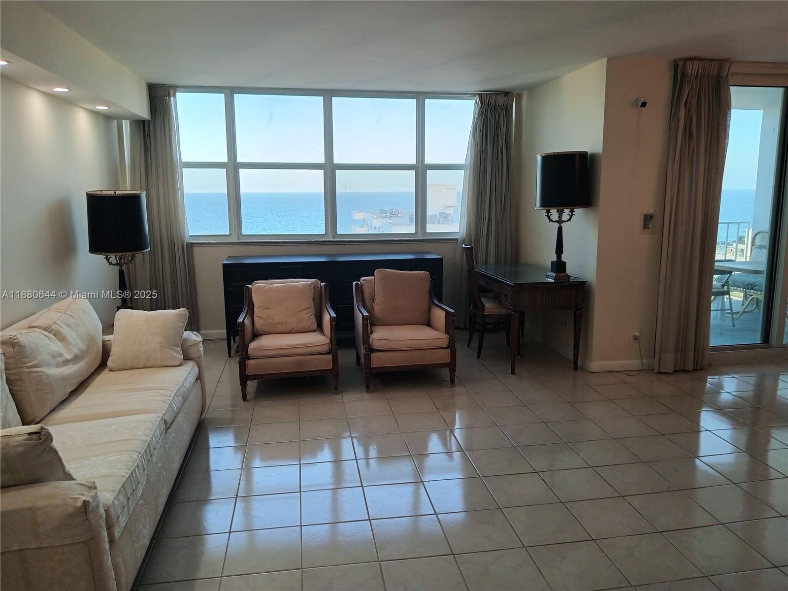 TRAFALGAR TOWERS CONDOMINI - Residential Lease