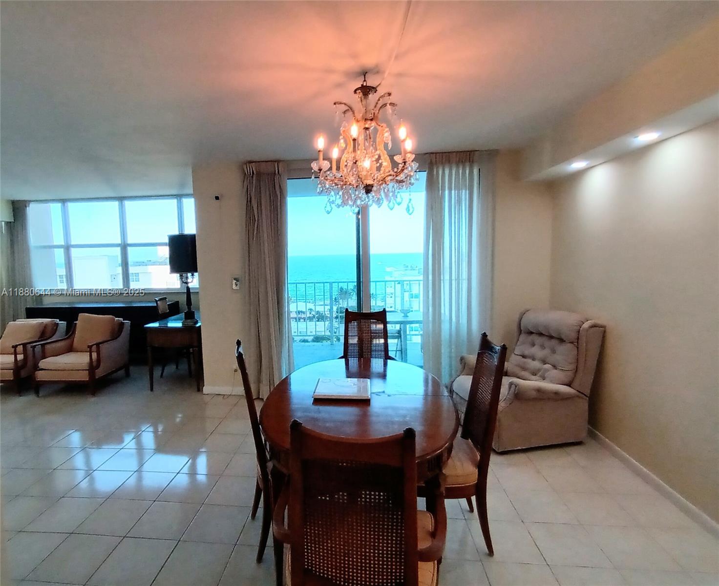 TRAFALGAR TOWERS CONDOMINI - Residential Lease