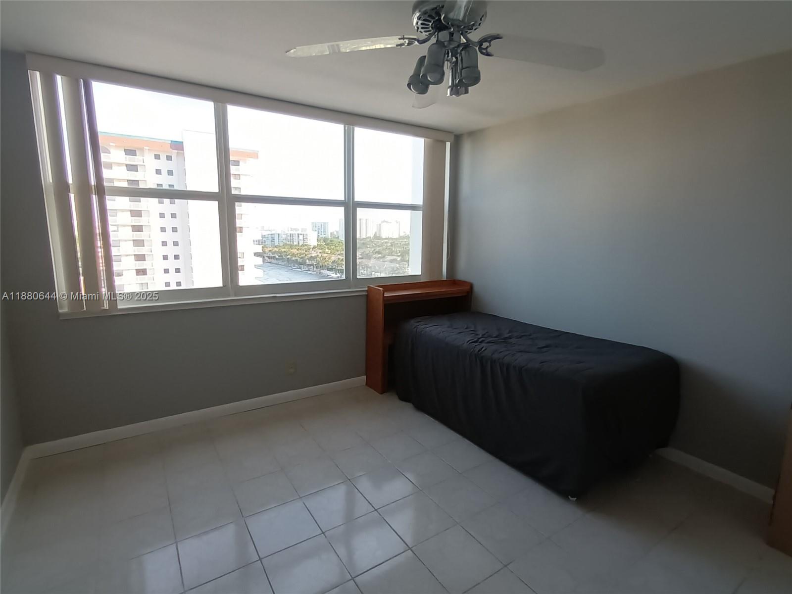 TRAFALGAR TOWERS CONDOMINI - Residential Lease